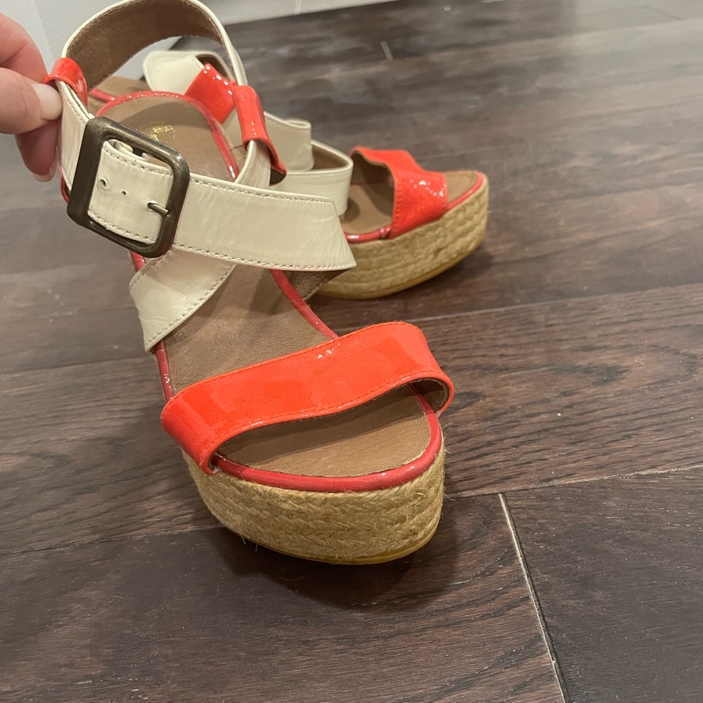 NWOT Eric Michael. Leather. Size 36